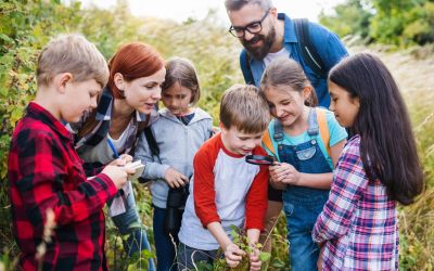 Die Aufgabenbereiche von Erziehern haben sich erweitert, z.B. auf die Arbeit mit Jugendlichen oder in der offenen Kinder- und Jugendarbeit. (Foto: AdobeStock - Halfpoint 291518868)