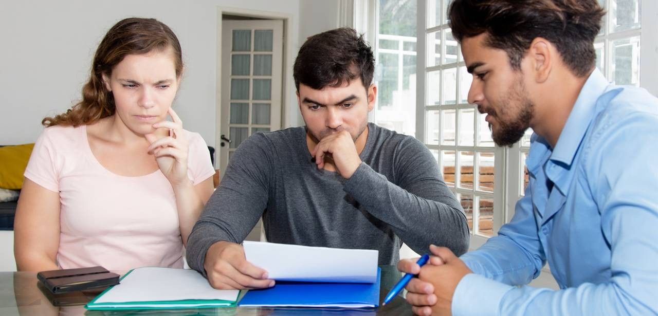 Urkundenfälschung und versuchter Betrug: Mann verurteilt (Foto: AdobeStock 192212261  Daniel Ernst)