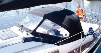 Sunproof Premium-Gewebe schützt zuverlässig vor Regen, Sonneneinstrahlung und (Foto: Robert Lindemann KG)