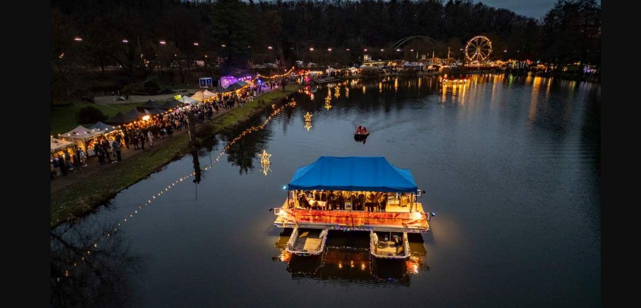 000 Besucher trotzen Regen und genießen Weihnachtsgarten im (Foto: Samstag - BeckerBredel)
